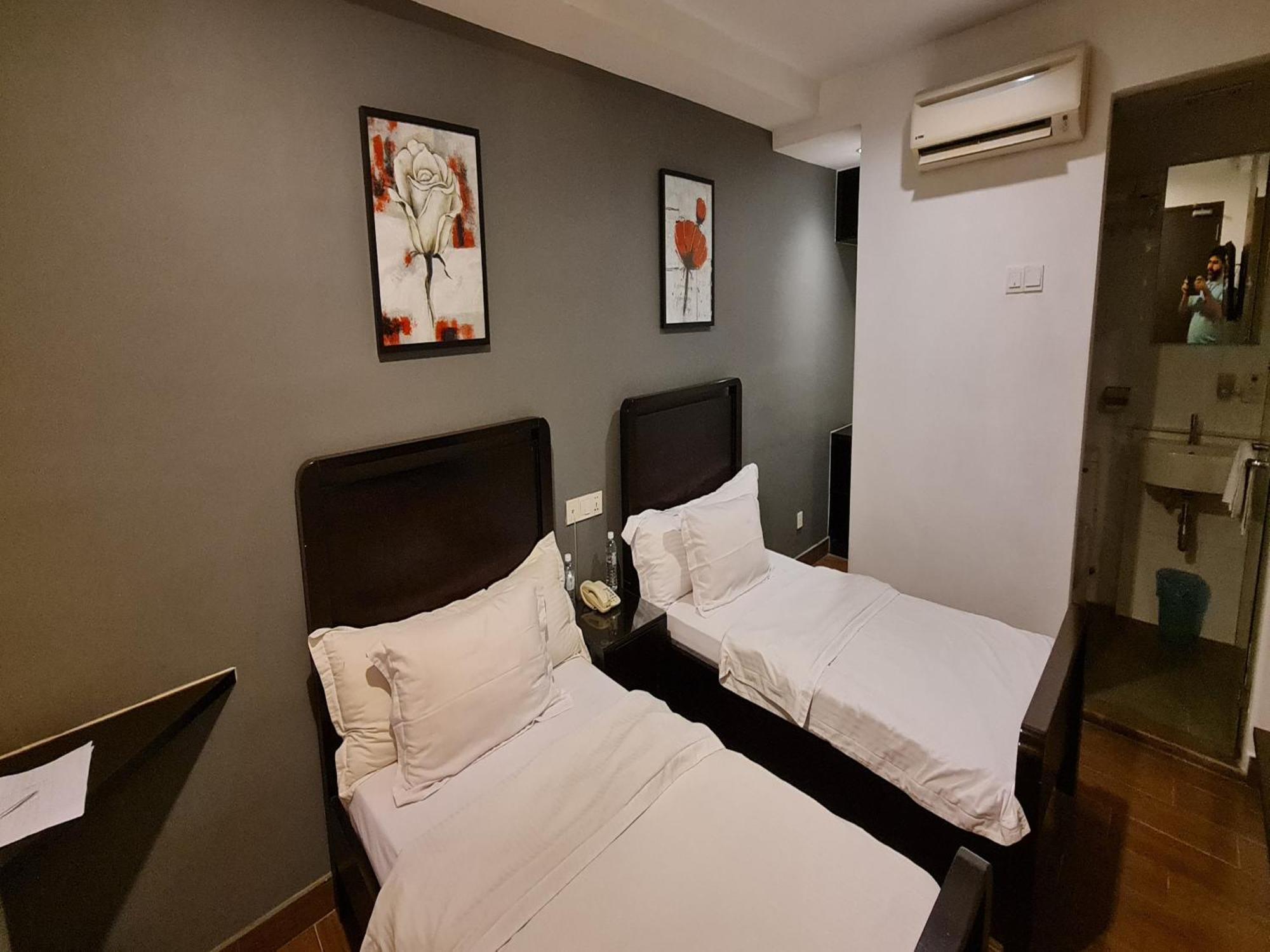 Hotel O Crossroads Hotel Kuala Lumpur Ngoại thất bức ảnh